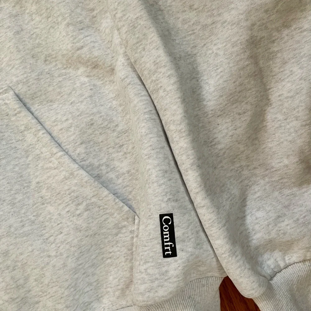 Comfrt Cloud Women's Gray Zip-Up Hoodie - Picture 6 of 8